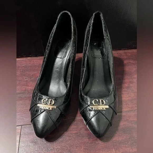 Christian DIOR Heels Shoes Designer Black/Gold Pointed Toe Pumps Size 4 (35) EUC - Picture 1 of 13